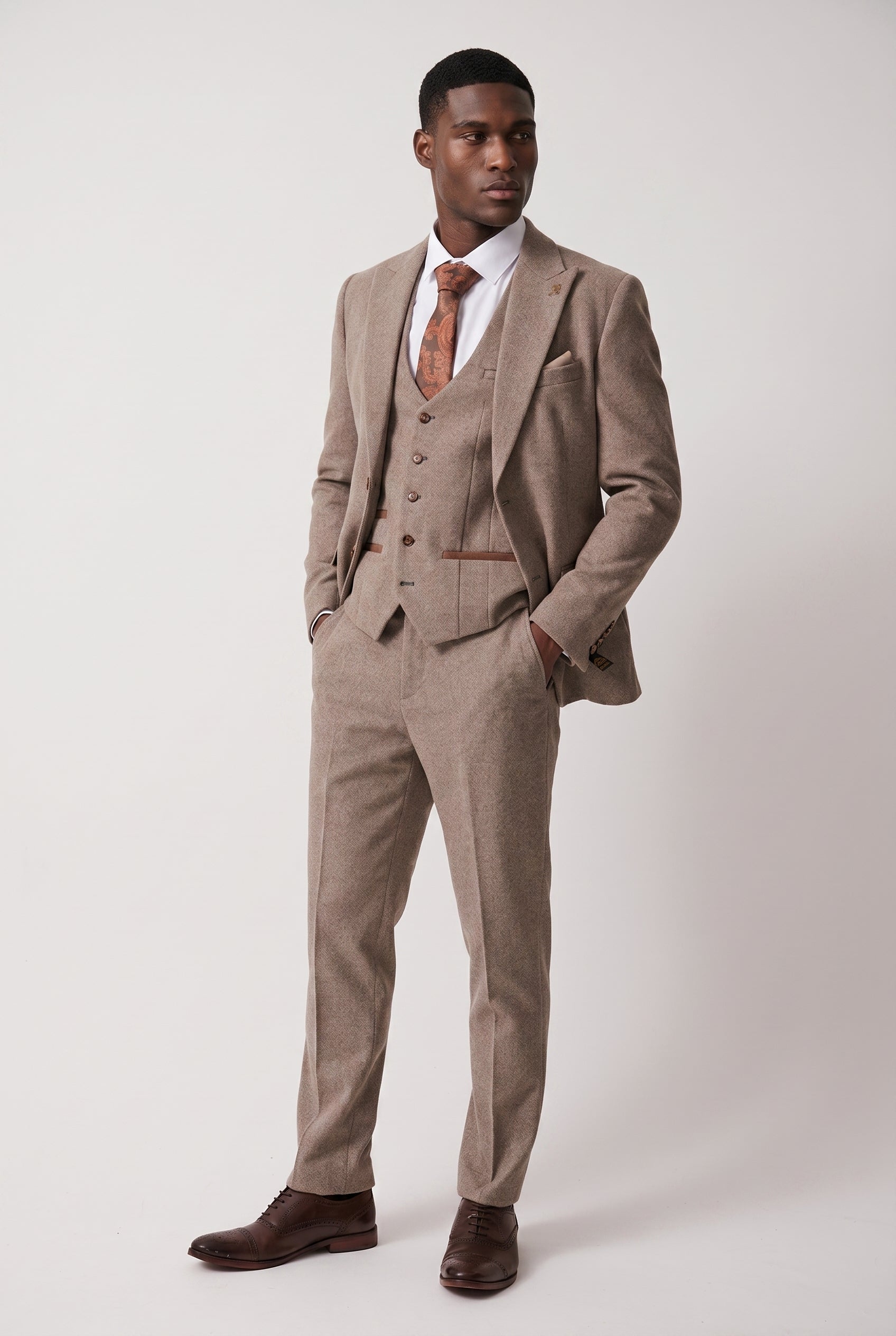 HAYDEN - Tan Crossweave Three Piece Suit