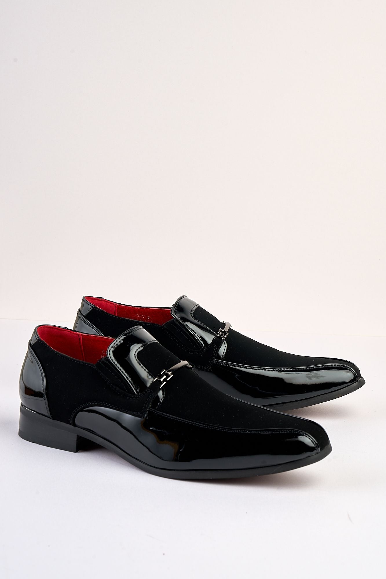 Conte Plain Black Shoe
