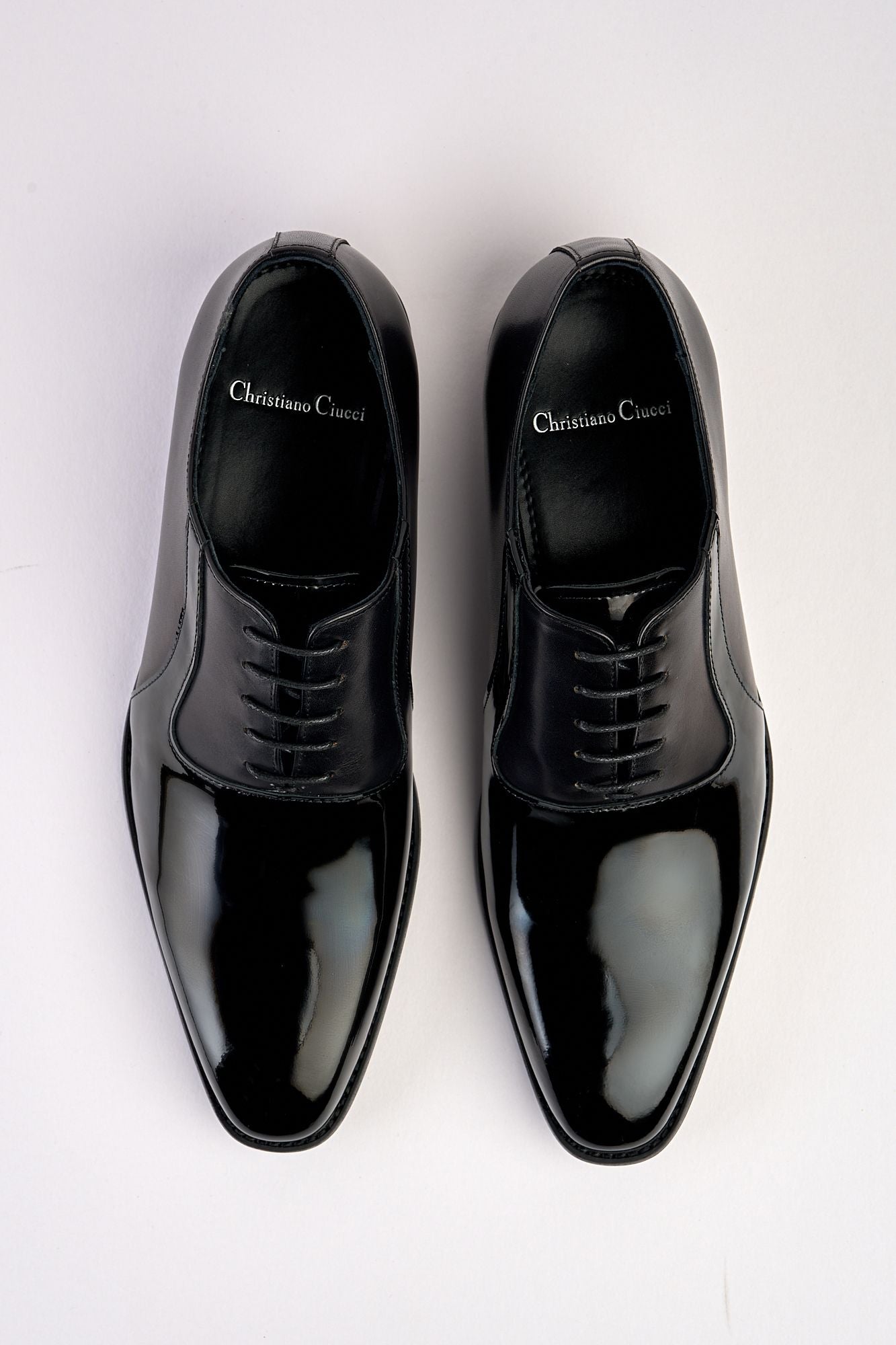 Lorenzo Black Laced Shoe