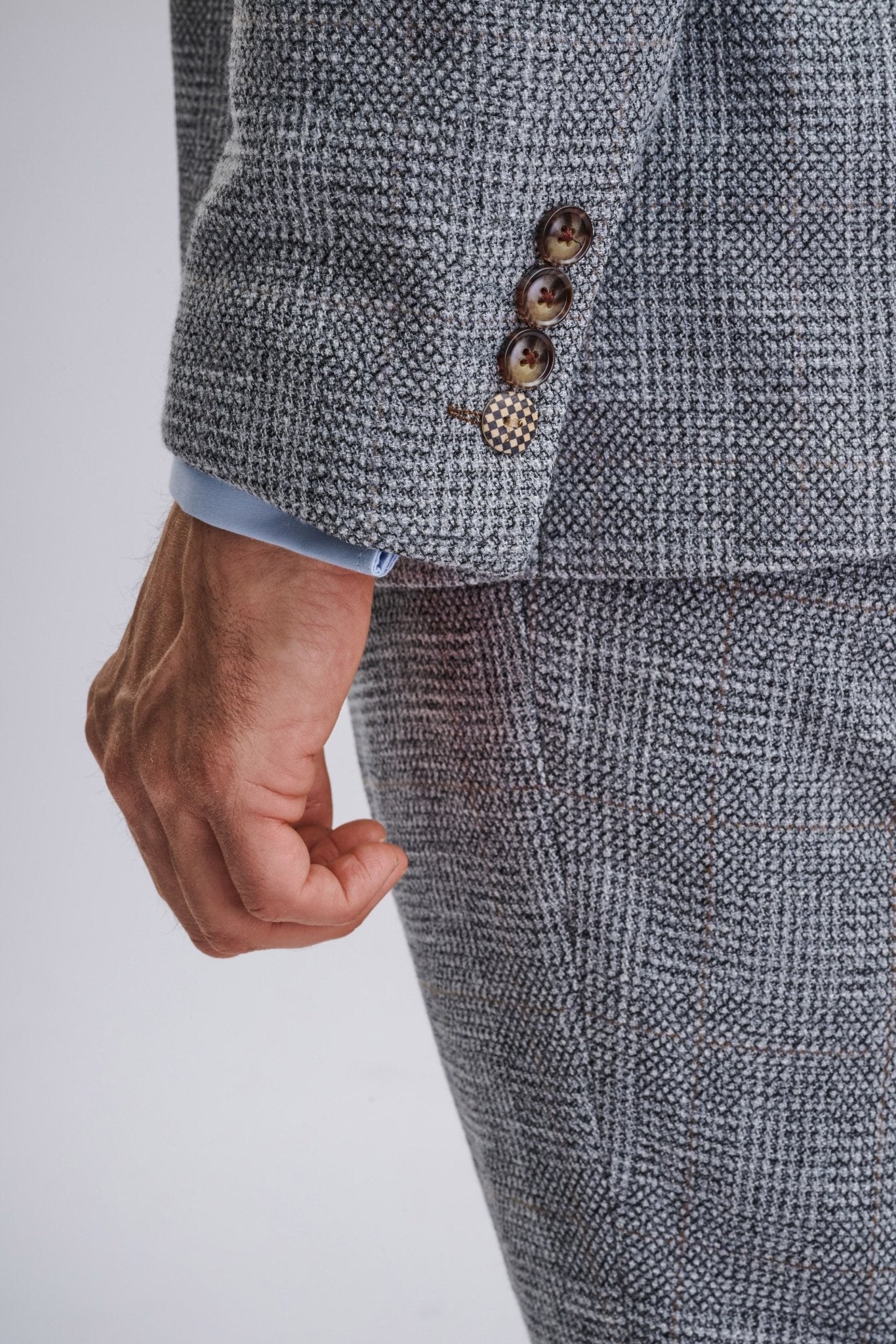 Kris - Silver Grey Tweed Three Piece Suit