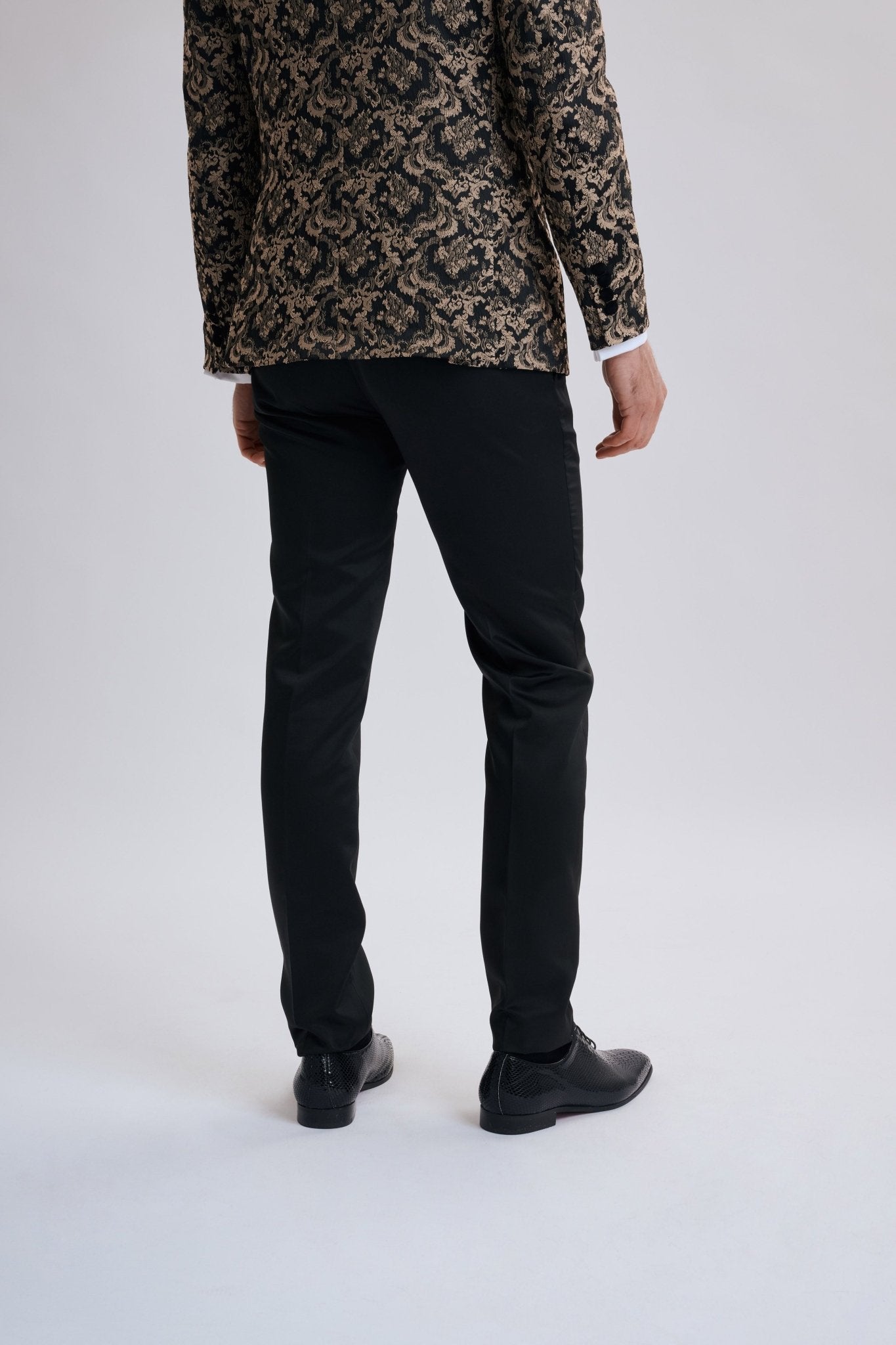 Leo Gold Pattern 3 Piece Suit