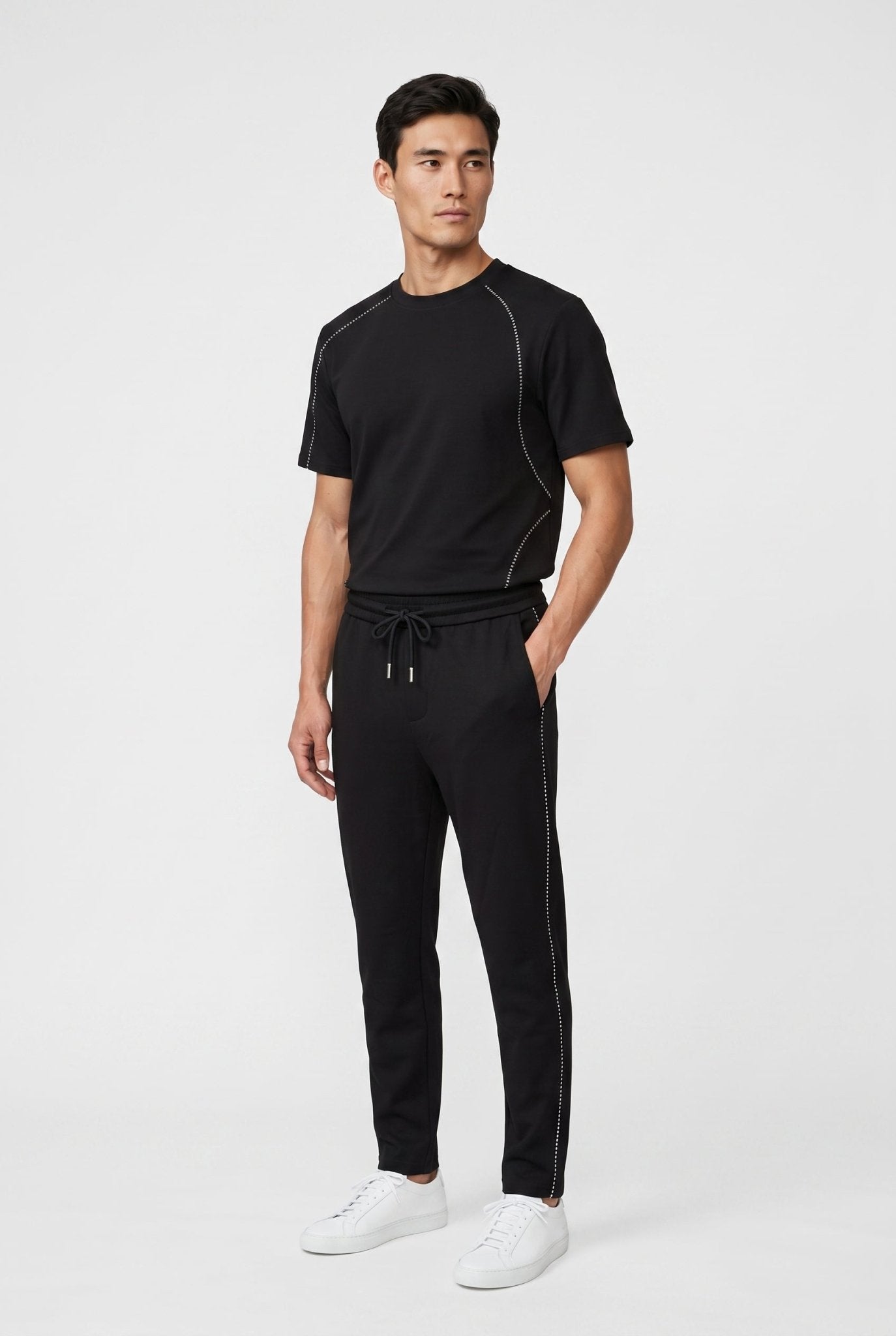 F583 Black