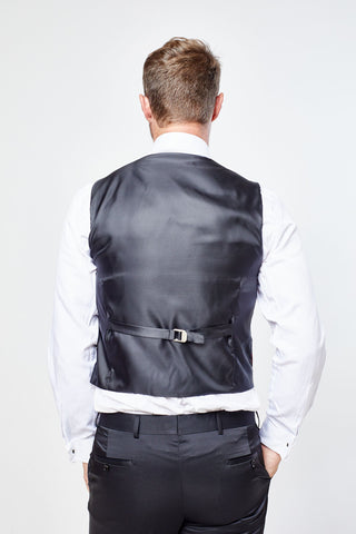 Santoro - Giovanni Tux Santoro - Giovanni Tux