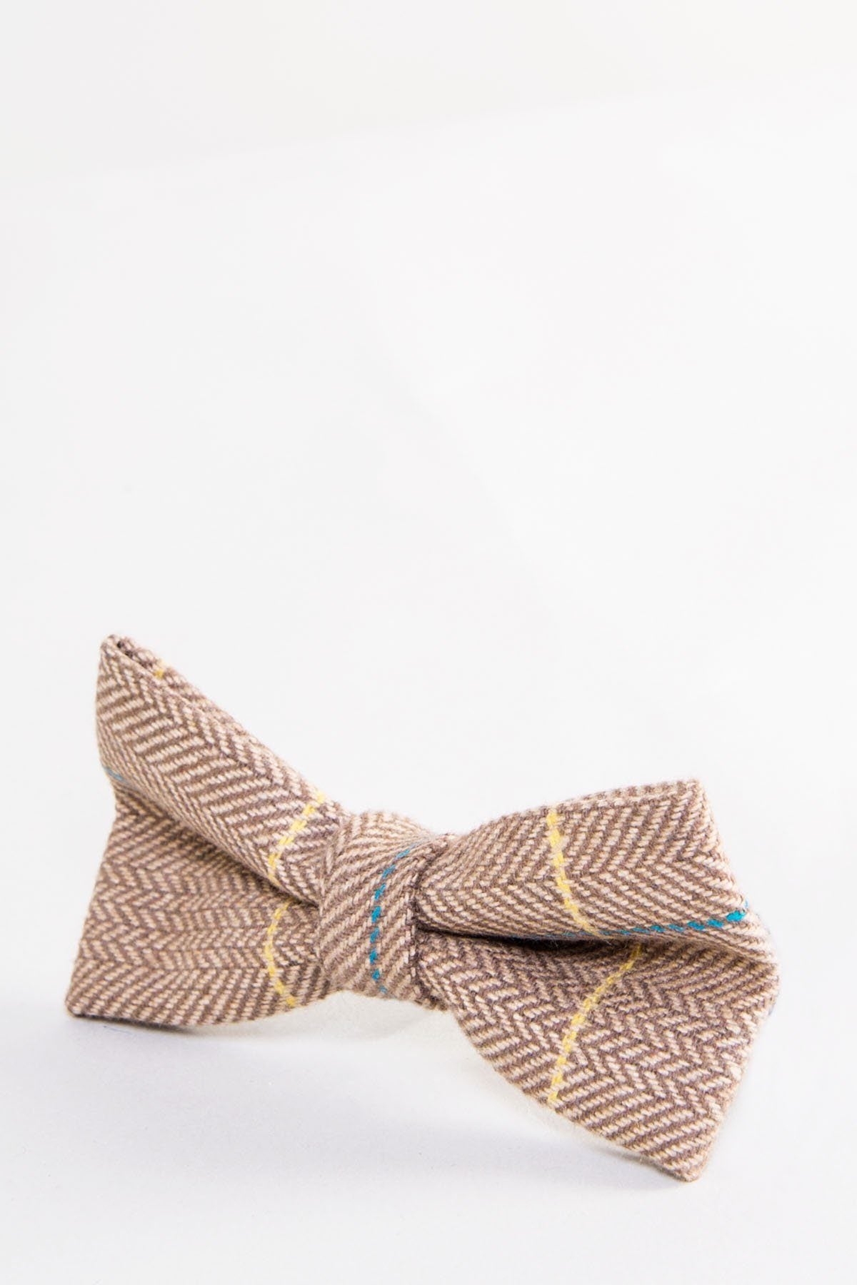Dx7 oak Tweed bow tie