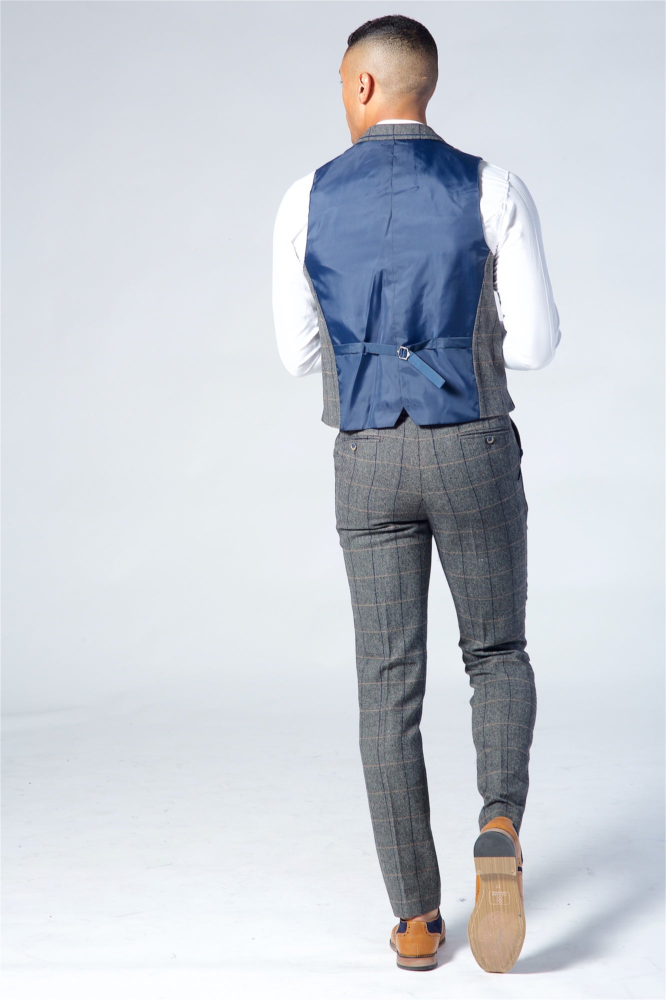 Cavani Albert Grey Tweed Three Piece Suit Short