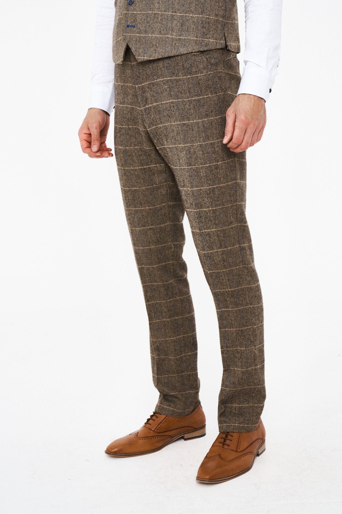 Albert Brown Tweed Three Piece Suit Short