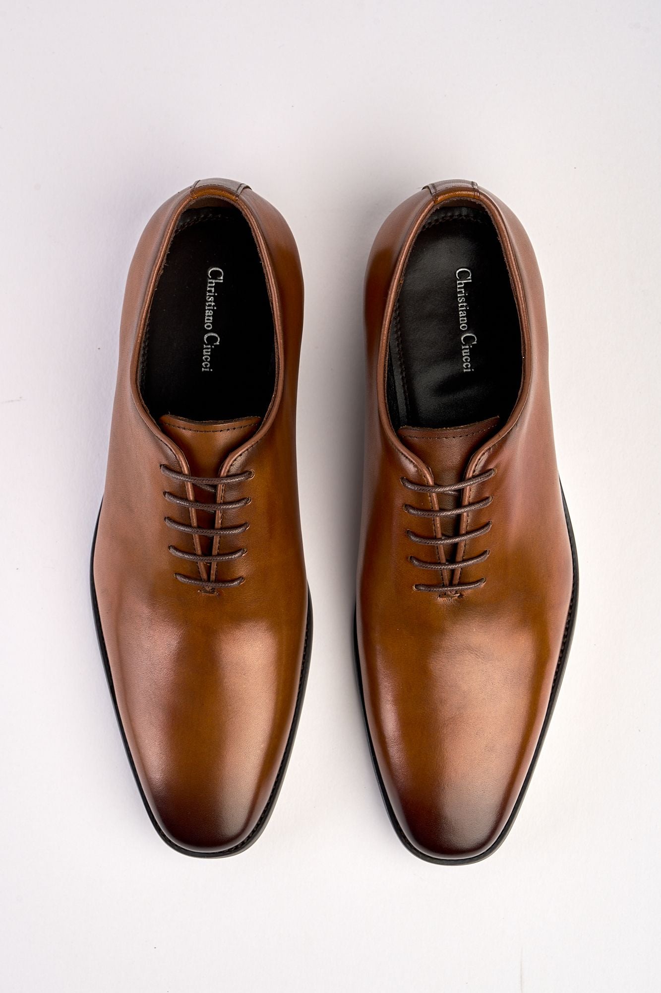 Claudio Tan Laced Shoe
