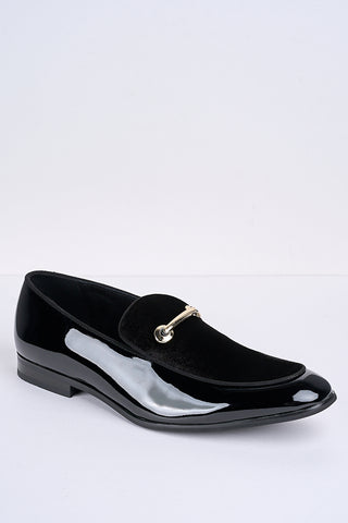 Alessandro Bar-Detail Patent Loafers – Obsidian Black