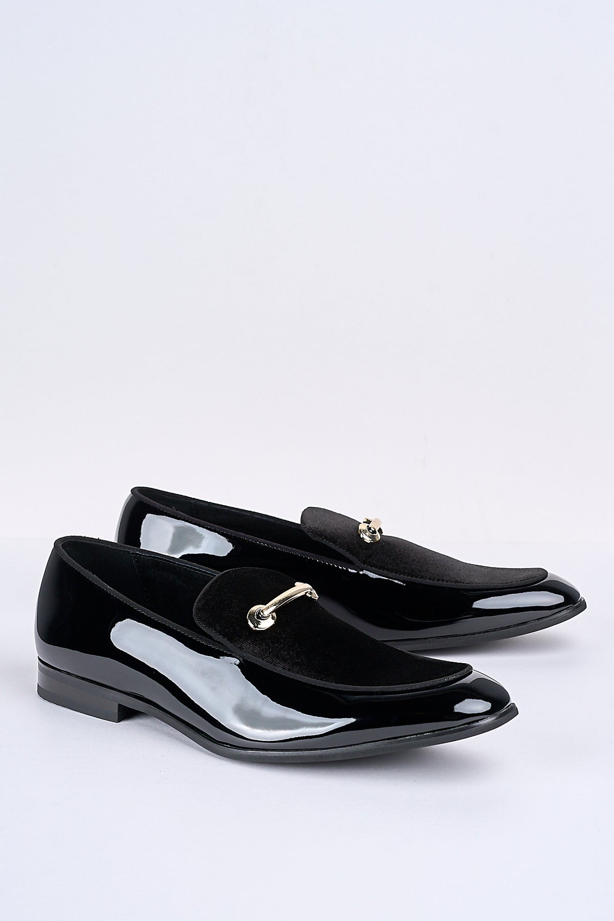 Alessandro Bar-Detail Patent Loafers – Obsidian Black