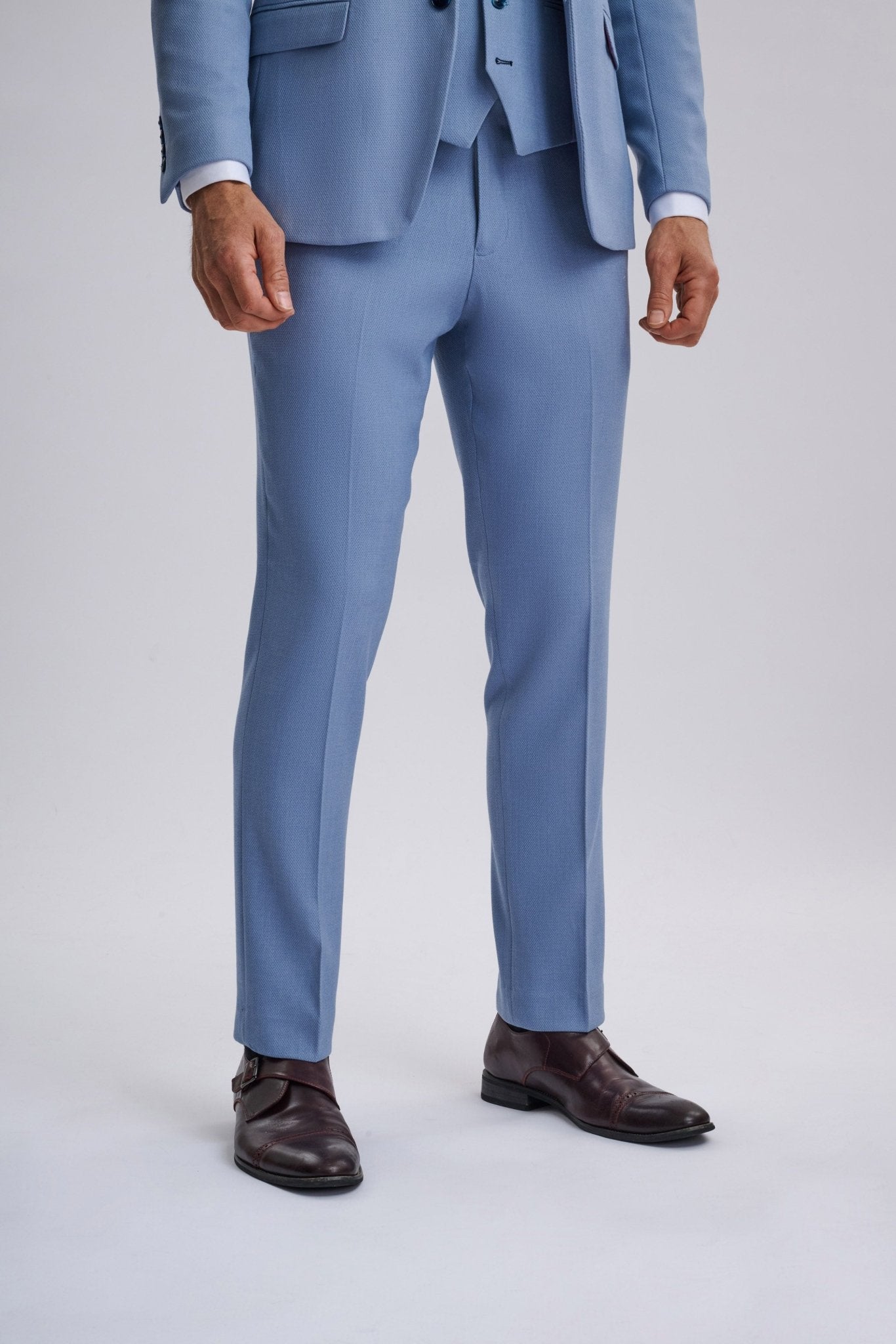 HM5 - Sky Blue Three Piece Suit
