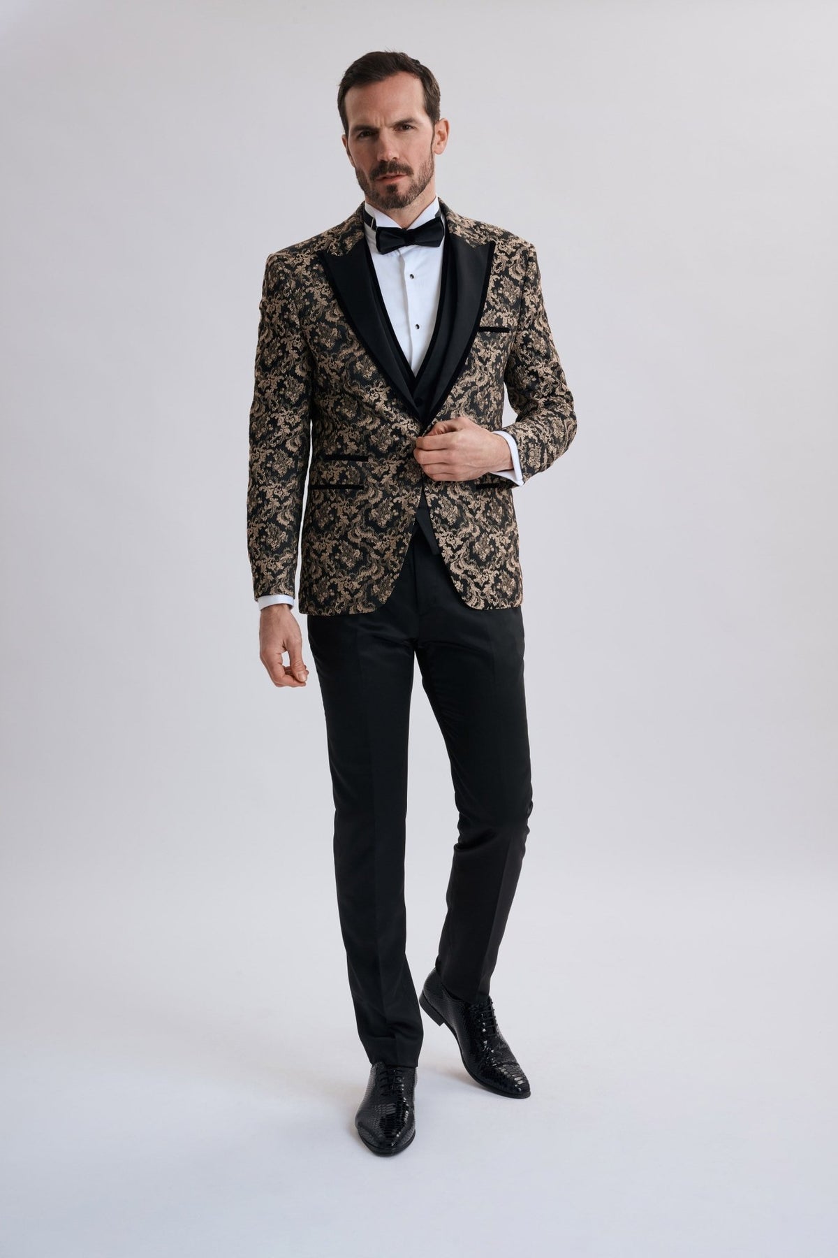 Leo Pattern 3 Piece Suit