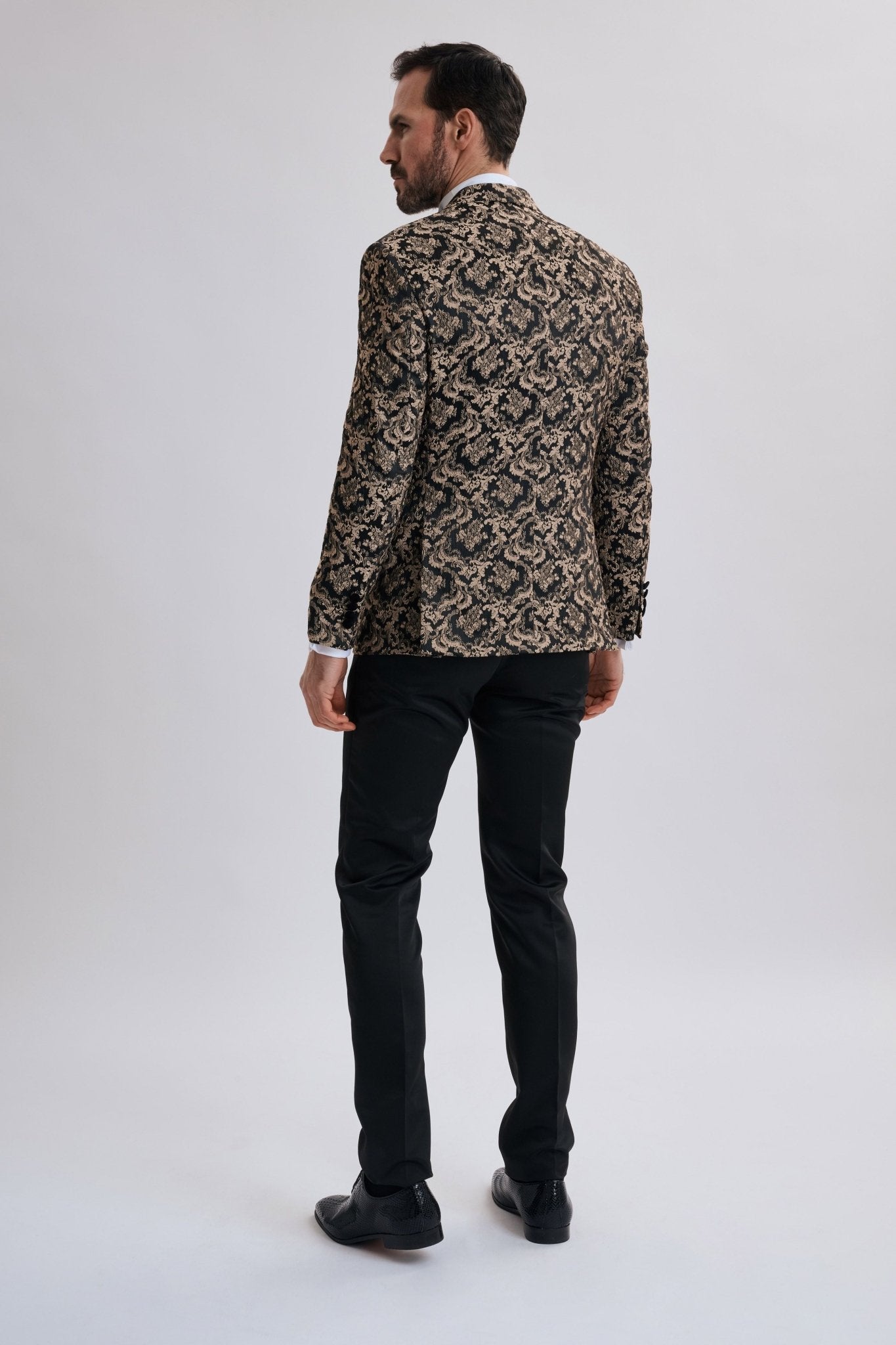 Leo Gold Pattern 3 Piece Suit
