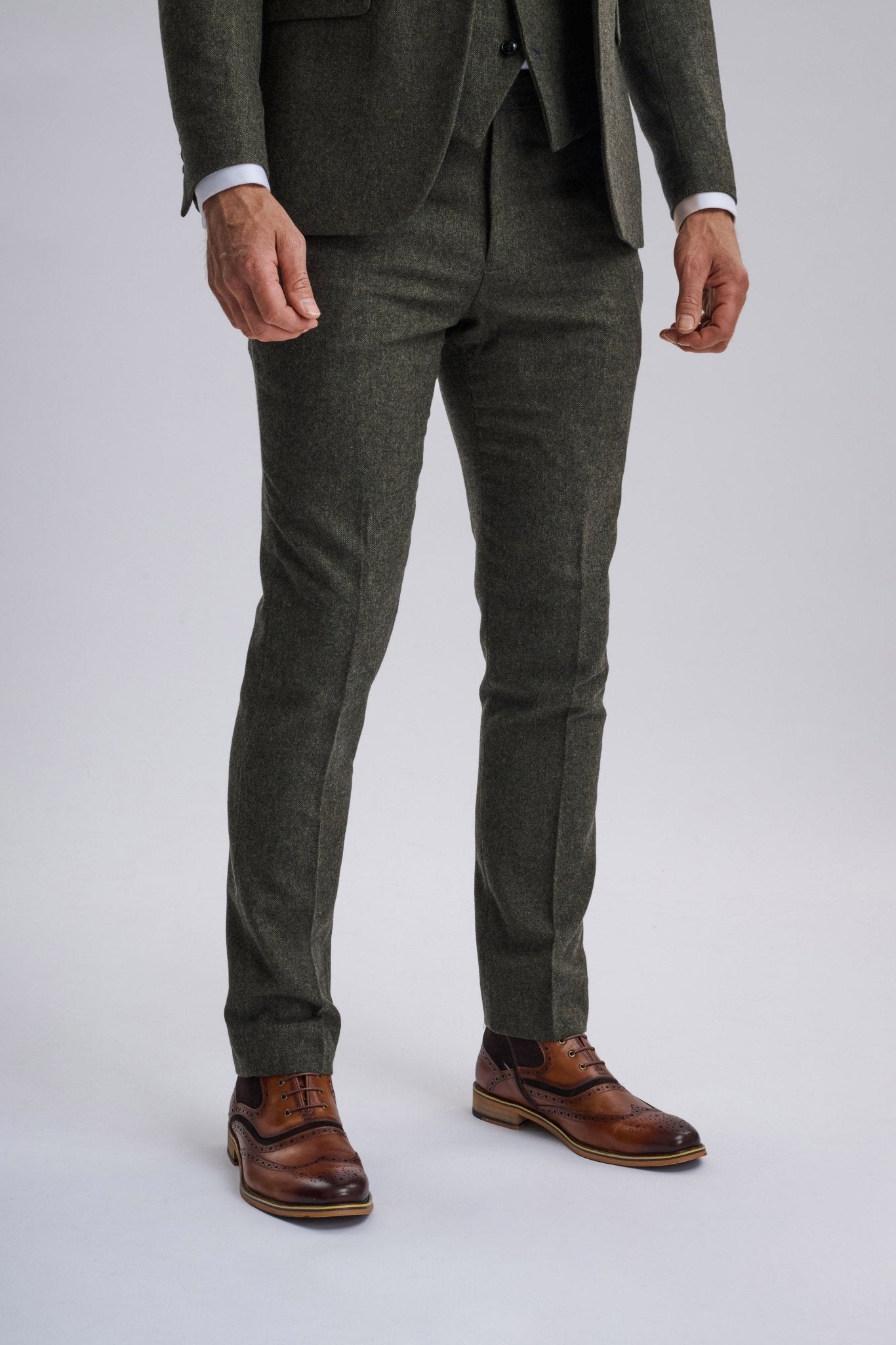 Oscar Green Tweed Three Piece Suit