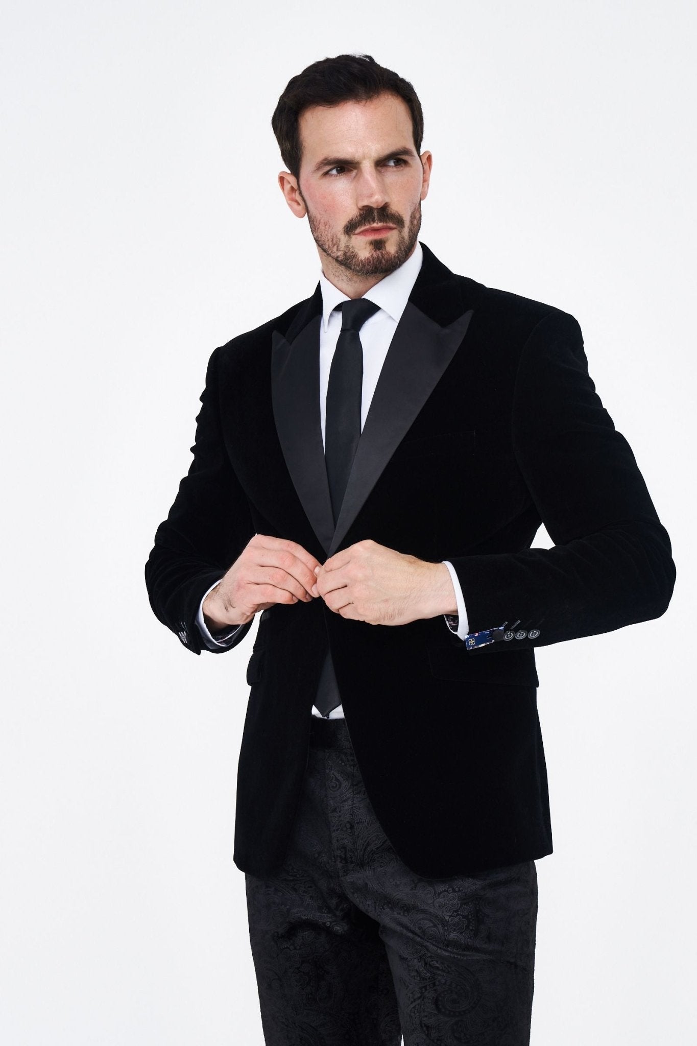 Cavani Rosa Velvet Blazer