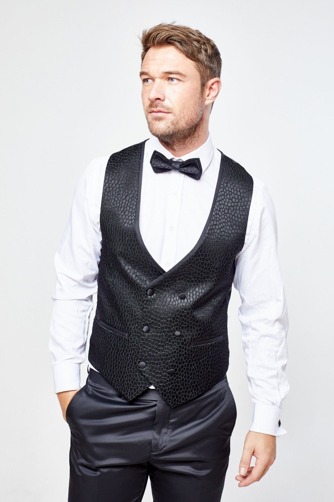 Santoro - Leonardo Tux