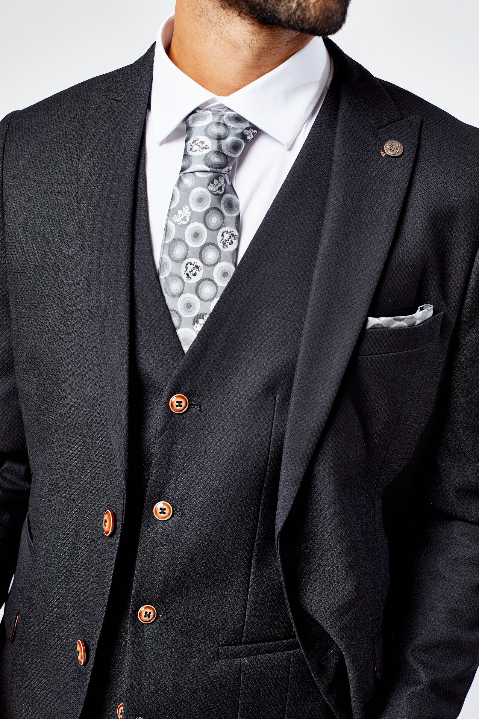 Max - Black Three Piece Suit with Contrast Buttons