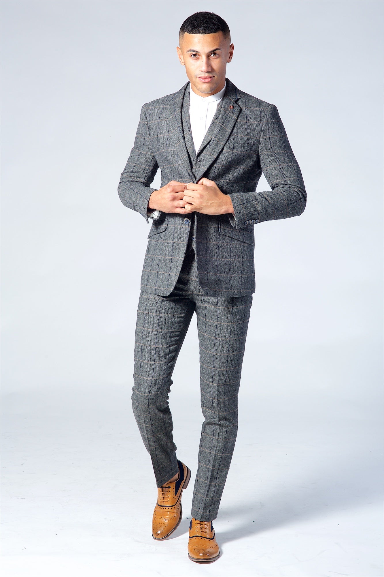 Cavani Albert Grey Tweed Three Piece Suit Short