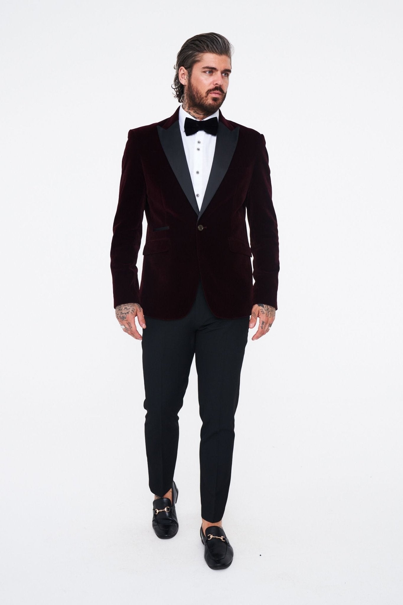Cavani Rosa Wine Velvet Blazer
