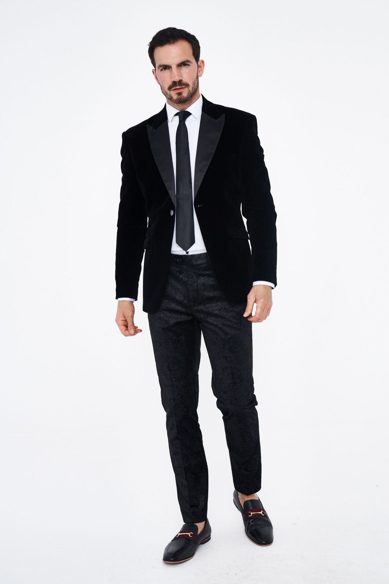 Cavani Rosa Black Velvet Blazer