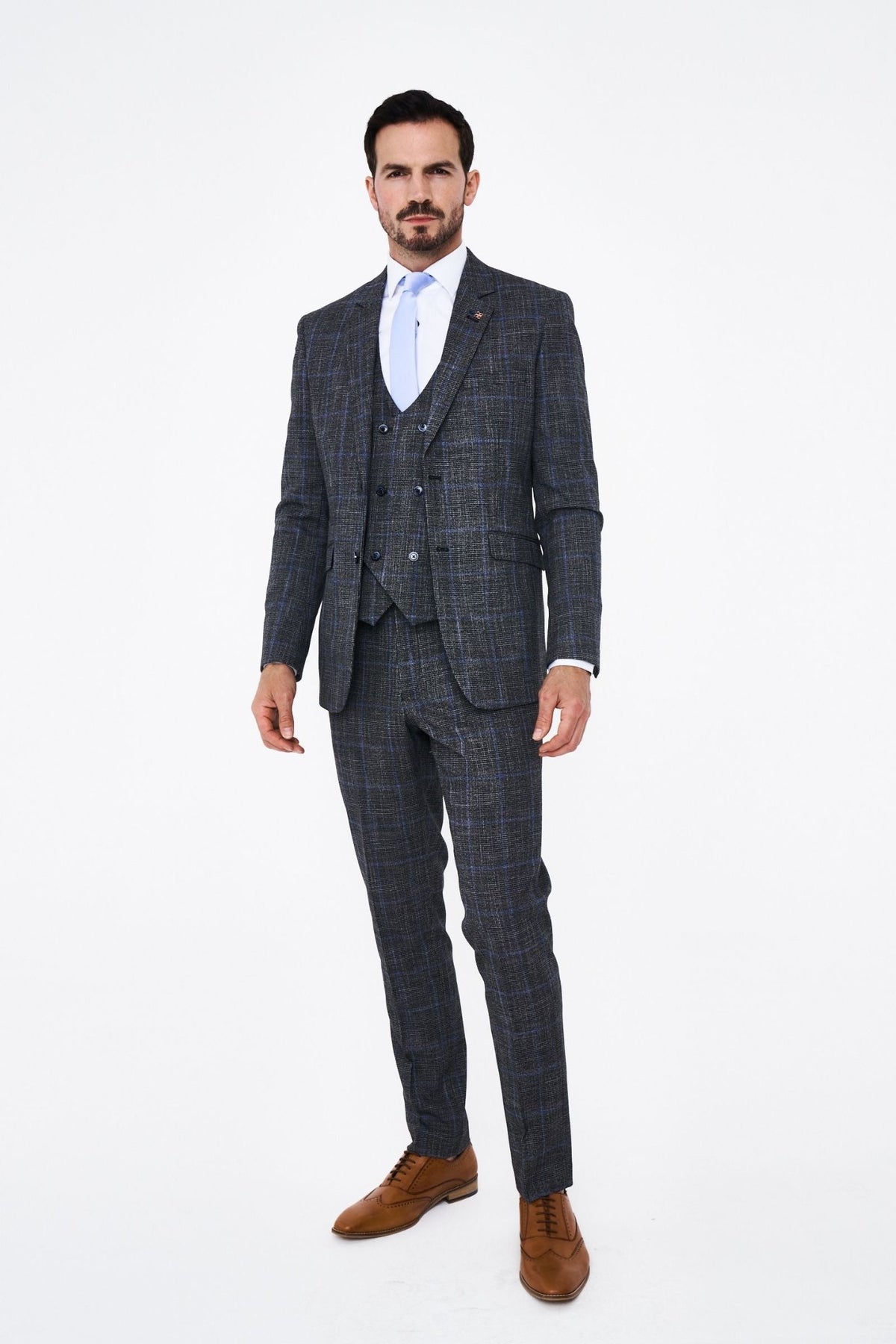 House Cavani Power Tweed Slim Fit Suit